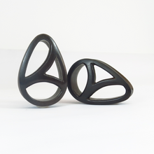 Load image into Gallery viewer, Art Nouveau Dark Raintree Teardrop Plugs 7